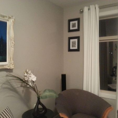 Pinnacle Inn & Suites Aspen Calgary Luaran gambar