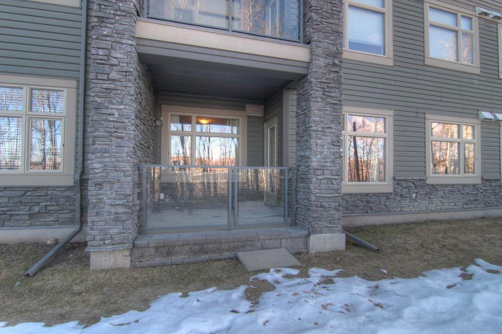 Pinnacle Inn & Suites Aspen Calgary Luaran gambar