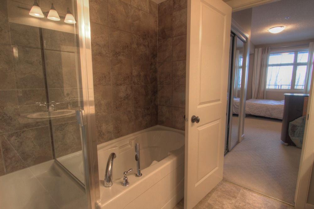 Pinnacle Inn & Suites Aspen Calgary Luaran gambar